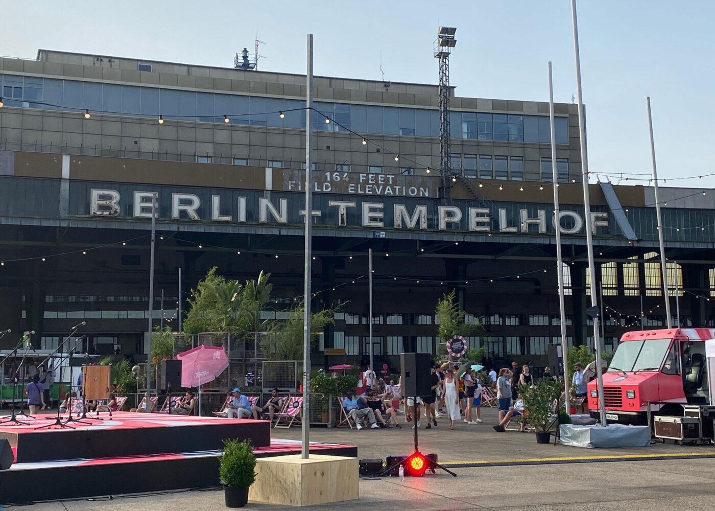 Event Catering,Grill Catering,Public Events Berlin,BBQ Bandit,Public Catering,Nachhaltigkeit,Projekte,Unser Service,nachhaltige Veranstaltung,Grillspezialitäten Berlin,Veranstaltung Berlin,Reich Eventservice,Eventservice,Mobiles Catering,Reisegastronomie,Silvester am Brandenburger Tor 2025,Eventcaterer